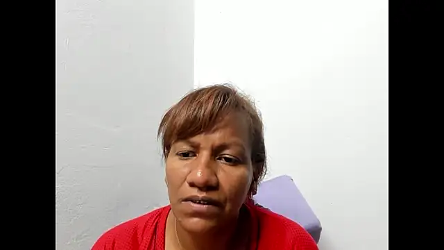 Snapshot of Laflaka22 chatting on December 18, 2024, 10:35 pm Laflaka22 online show from December 18, 2024, 10:35 pm