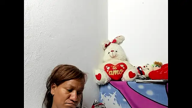 Snapshot of Laflaka22 chatting on December 11, 2024, 3:35 am Laflaka22 online show from December 11, 2024, 3:35 am