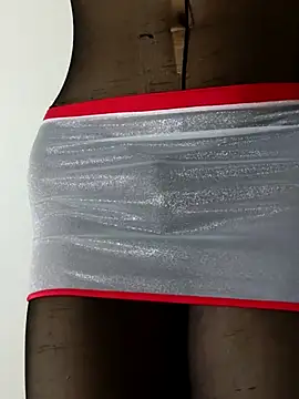 Snapshot of dmmsuzu95 chatting on February 28, 2026, 8:14 am dmmsuzu95 online show from February 28, 2026, 8:14 am