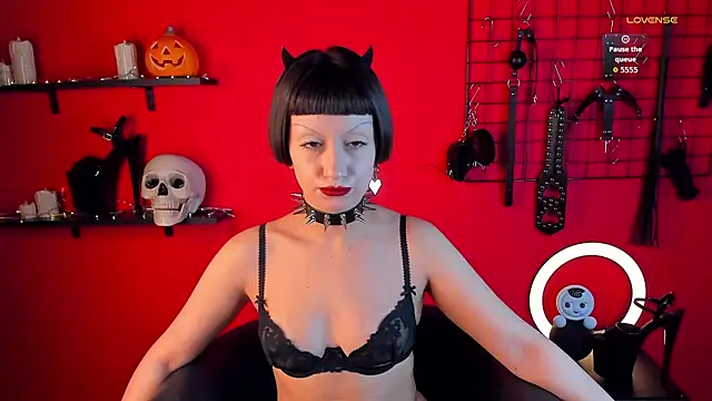 Ma1ilda Ardent online show from November 5, 2025, 6:11 pm