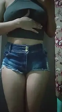 Snapshot of JhennySweet chatting on March 3, 2025, 1:28 am JhennySweet online show from March 3, 2025, 1:28 am