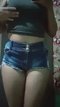 Snapshot of JhennySweet chatting on February 13, 2025, 10:33 pm JhennySweet online show from February 13, 2025, 10:33 pm