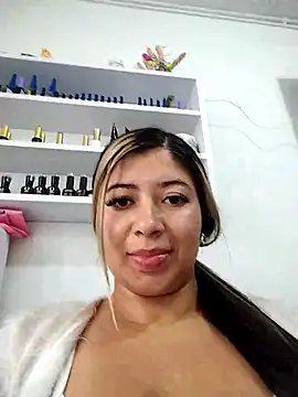 Ariana-pp03 online show from March 21, 2025, 9:56 pm