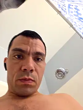 calichemiles online show from March 17, 2026, 12:46 am
