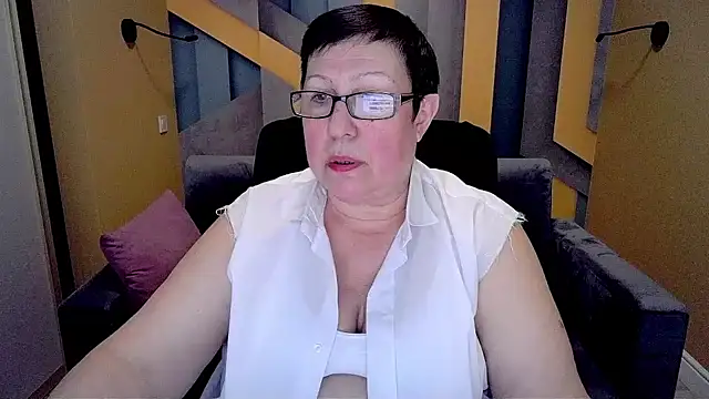 BarbaraTurners online show from February 10, 2025, 6:24 pm