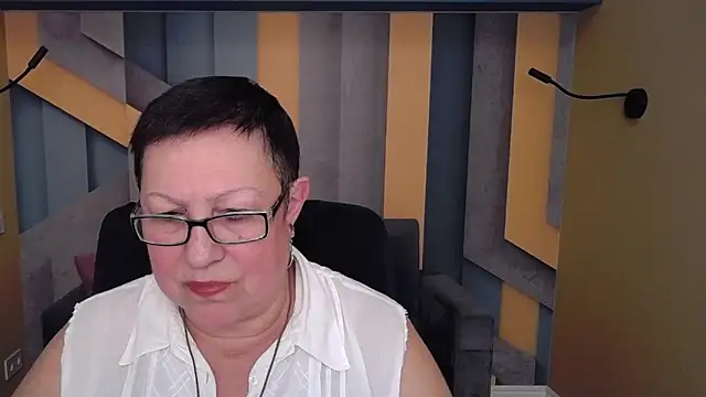 BarbaraTurners online show from December 5, 2025, 7:45 pm