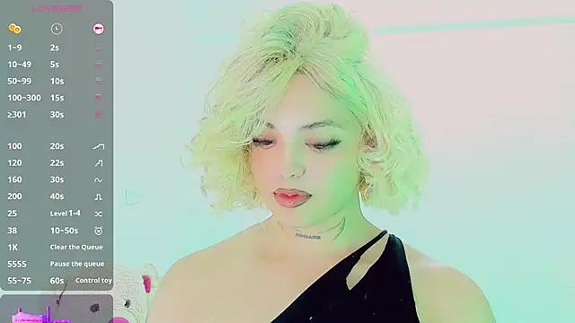 Emmaa Saenz  online show from February 22, 2026, 10:55 pm