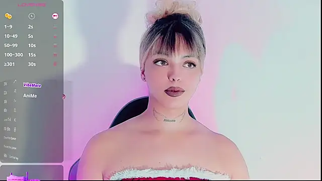 Emmaa Saenz  online show from December 5, 2025, 5:44 pm