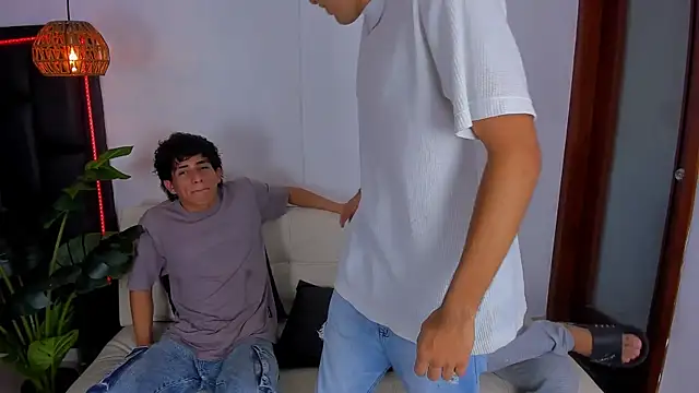 Crazy nigth01 online show from December 20, 2025, 2:25 am