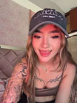 Snapshot of Arianavillada chatting on February 1, 2026, 3:27 am Arianavillada online show from February 1, 2026, 3:27 am