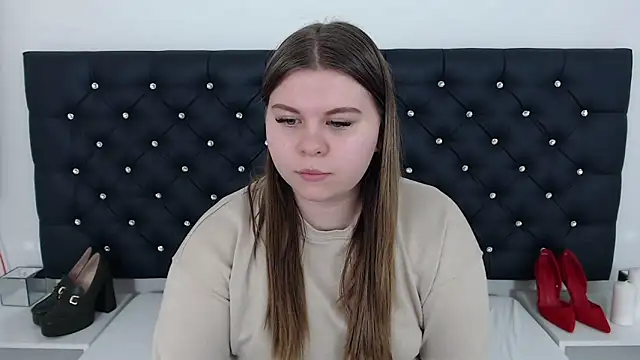 Snapshot of AbbyPleasure chatting on February 28, 2025, 1:14 pm AbbyPleasure online show from February 28, 2025, 1:14 pm