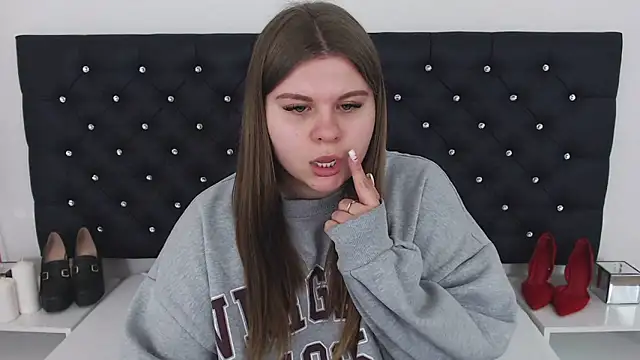 Snapshot of AbbyPleasure chatting on February 26, 2025, 1:00 pm AbbyPleasure online show from February 26, 2025, 1:00 pm