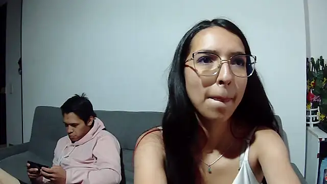 Katalleya jyj online show from February 22, 2026, 9:38 pm