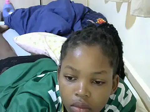 queen-sasha online show from March 23, 2025, 4:38 am