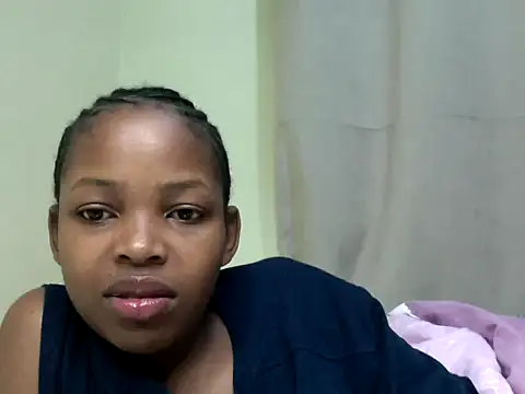 queen-sasha online show from May 13, 2026, 12:39 am