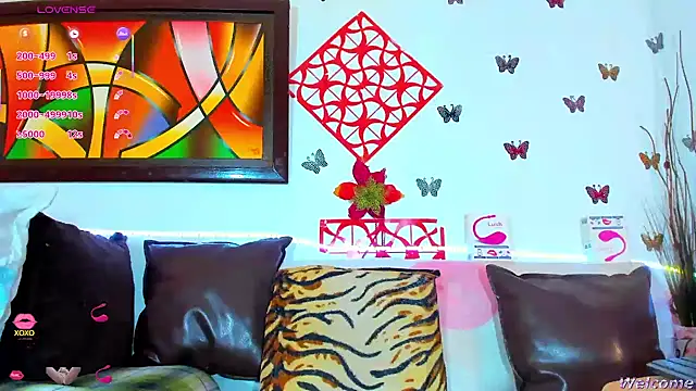 SQUIRTBRUNETE online show from April 19, 2026, 5:14 pm