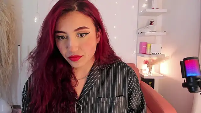 Snapshot of veronicaxx69 chatting on June 27, 2026, 6:19 am veronicaxx69 online show from June 27, 2026, 6:19 am