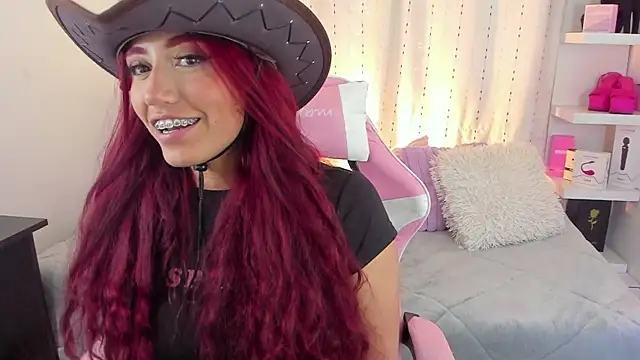 veronicaxx69 online show from November 2, 2025, 3:22 am