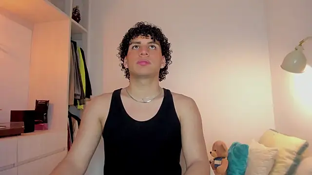 Curlblue online show from November 27, 2025, 4:51 pm