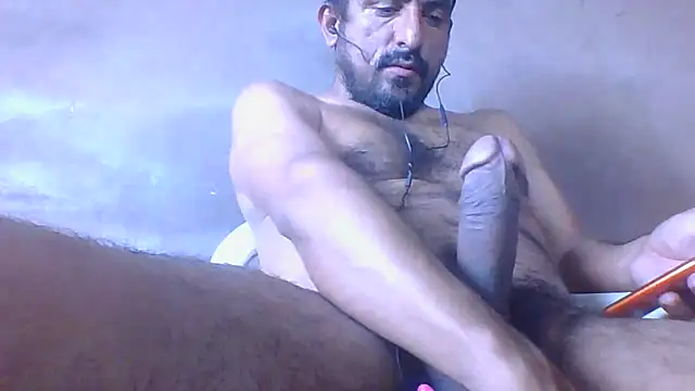 Snapshot of peloton10 chatting on October 19, 2025, 6:43 pm peloton10 online show from October 19, 2025, 6:43 pm