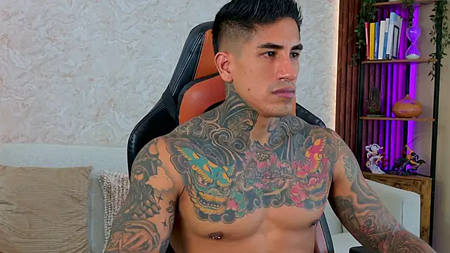 Snapshot of AdanReilly chatting on February 26, 2026, 8:09 pm AdanReilly online show from February 26, 2026, 8:09 pm