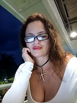 CioniWeiss online show from February 10, 2025, 11:34 pm