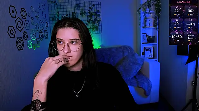 scarlet mooore online show from October 19, 2025, 12:13 am