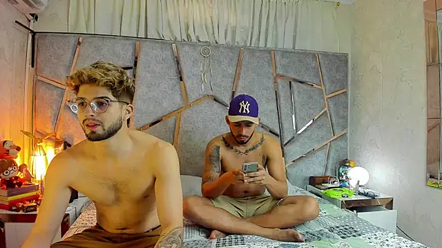 The slim boyss online show from February 25, 2025, 7:38 pm