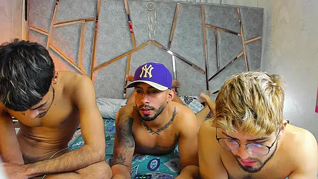 The slim boyss online show from February 27, 2025, 10:42 pm