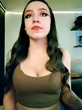 Paudelatorre online show from February 21, 2026, 12:45 am