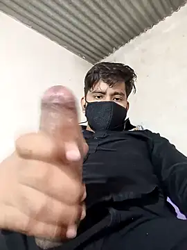 Snapshot of Pussy_lover_33 chatting on October 28, 2025, 4:13 am Pussy lover 33 online show from October 28, 2025, 4:13 am