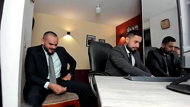 thesexlawyer1 online show from June 5, 2026, 4:28 am
