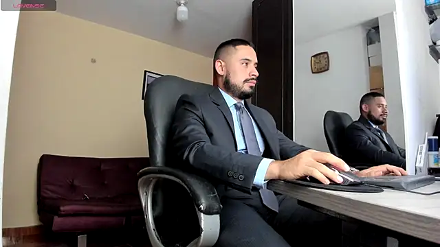 thesexlawyer1 online show from May 2, 2026, 3:01 am