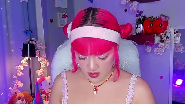 Tiny  Emmy online show from November 9, 2025, 9:41 pm