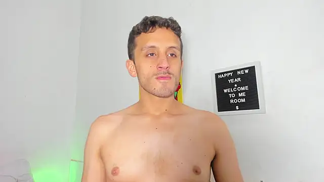 Snapshot of CorbinxHalle chatting on January 5, 2025, 12:31 am CorbinxHalle online show from January 5, 2025, 12:31 am