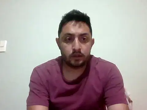 Snapshot of Davidroj07 chatting on March 19, 2026, 3:06 am Davidroj07 online show from March 19, 2026, 3:06 am