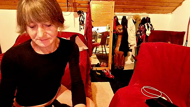 Hot Colettte online show from June 12, 2026, 11:13 pm