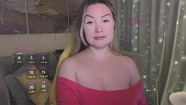 ElleCherry online show from September 26, 2025, 4:47 pm