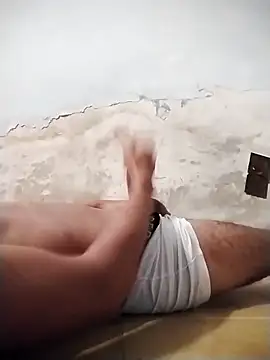 Snapshot of Avelics chatting on March 3, 2025, 9:26 pm Avelics online show from March 3, 2025, 9:26 pm