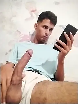 Snapshot of Avelics chatting on March 21, 2025, 11:12 am Avelics online show from March 21, 2025, 11:12 am