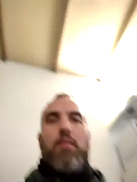 leon3875 online show from October 1, 2025, 3:27 pm