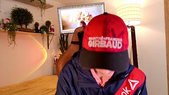 Mr evan1 online show from December 3, 2025, 4:17 pm