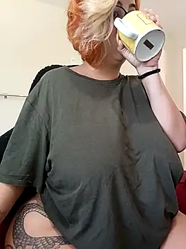 Escarlate4you  online show from December 14, 2025, 10:10 am