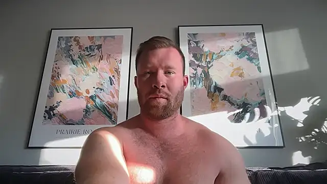 Snapshot of swekingxx chatting on July 7, 2026, 6:44 pm swekingxx online show from July 7, 2026, 6:44 pm