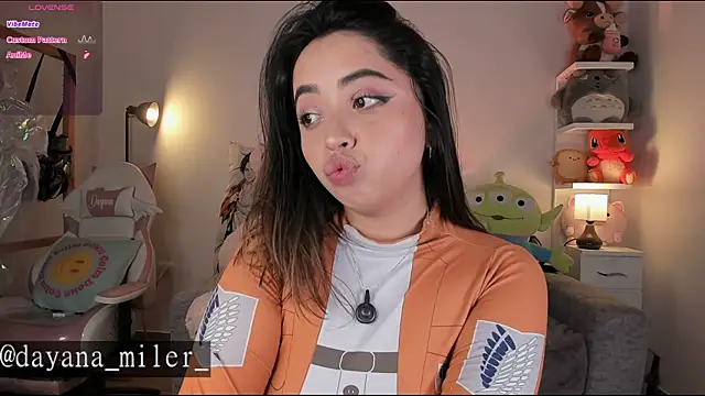 Snapshot of _dayana_miler chatting on June 24, 2026, 4:38 pm dayana miler online show from June 24, 2026, 4:38 pm