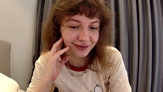 Snapshot of sun_place chatting on December 23, 2025, 5:51 am sun place online show from December 23, 2025, 5:51 am