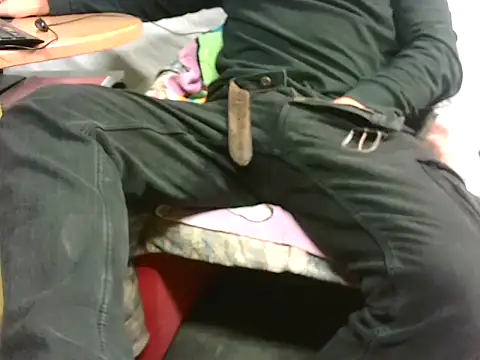 Giulio35 Pika online show from December 3, 2025, 8:52 pm