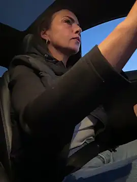 KimKelly13 online show from March 25, 2026, 5:51 am