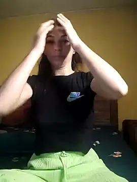 Snapshot of AntoniaHottie chatting on June 12, 2026, 8:45 am AntoniaHottie online show from June 12, 2026, 8:45 am