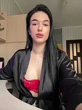 Snapshot of Julietta_a chatting on March 21, 2025, 7:33 am Julietta a online show from March 21, 2025, 7:33 am